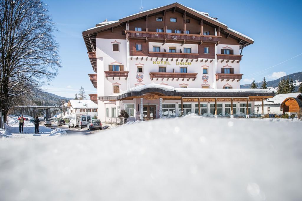 Hotel Union Dobbiaco Exterior photo